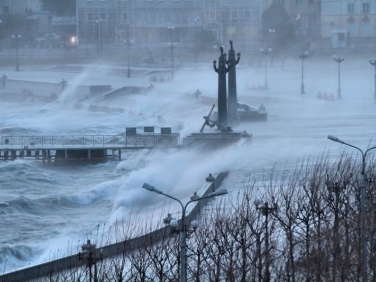 Ураган в Новороссийске повредил более 270 домов.