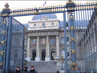 В Париже вынесли приговор за теракт 1988 года.