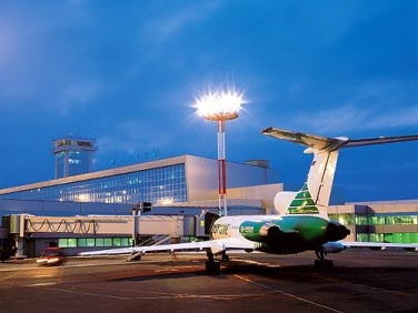В аэропорту "Домодедово" ослепили лазером экипажи двух самолетов.