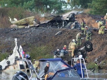 Выживший при крушении Як-42 рассказал об авиакатастрофе.