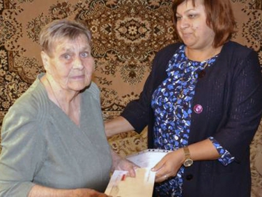 Около 2 тысяч липецких долгожителей получили в этом году поздравления Президента России