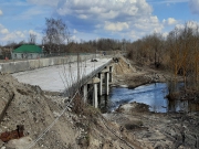 Работы на двух мостовых сооружениях развернуты в настоящее время в Добринском районе