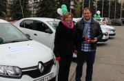 «Мобильные бригады» для помощи семьям получили новые автомобили