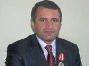 Кандидат в президенты Южной Осетии заявил о несогласии с ЦИКом.