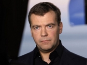 Медведев допустил возвращение графы "против всех".
