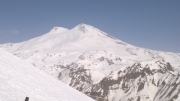 Пять из 19 альпинистов погибли во время восхождения на Эльбрус