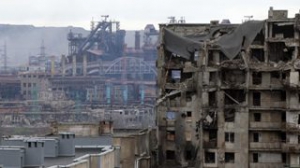 При обследовании открытой территории завода «Азовсталь» пострадали четыре сапера МЧС ДНР