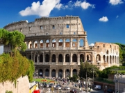 Колизей в Риме в Италии уже в третий раз за месяц атаковал вандал