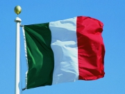 В итальянском городе Катания семеро мужчин из Египта совершили нападение на 13-летнюю девочку, после чего изнасиловали её