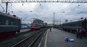 В Екатеринбурге детей сняли с поезда из-за отравления.
