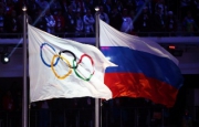 Российских легкоатлетов отстранили от соревнований из-за допинга.