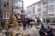 При взрыве газа в 5-этажном доме в Ярославле обрушились десять квартир.