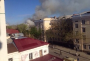 В Астрахани из-за пожара эвакуировали около 100 жильцов дома