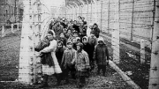 В Польше опубликовали данные 8,5 тысячи сотрудников концлагеря Аушвиц