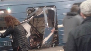Неустановленное устройство взорвалось в петербургском метро