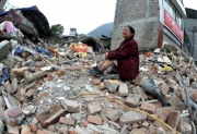 Число пострадавших при землетрясении в Сычуани достигло почти 500 человек