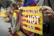 Полиция пытается не допустить голосования на референдуме в Каталонии