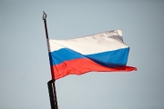 Несовершеннолетние челябинцы, исписавшие флаг РФ матом, могут получить реальный срок